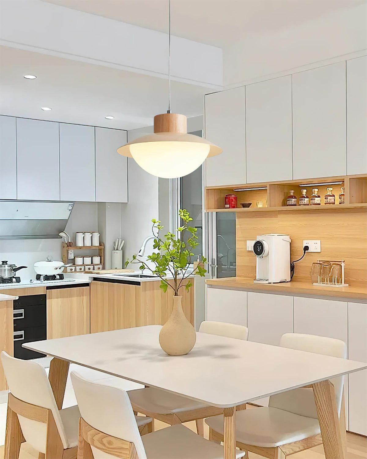 مصباح معلق مقبب بتصميم بسيط - إطار معدني وخشبي، غطاء من PE