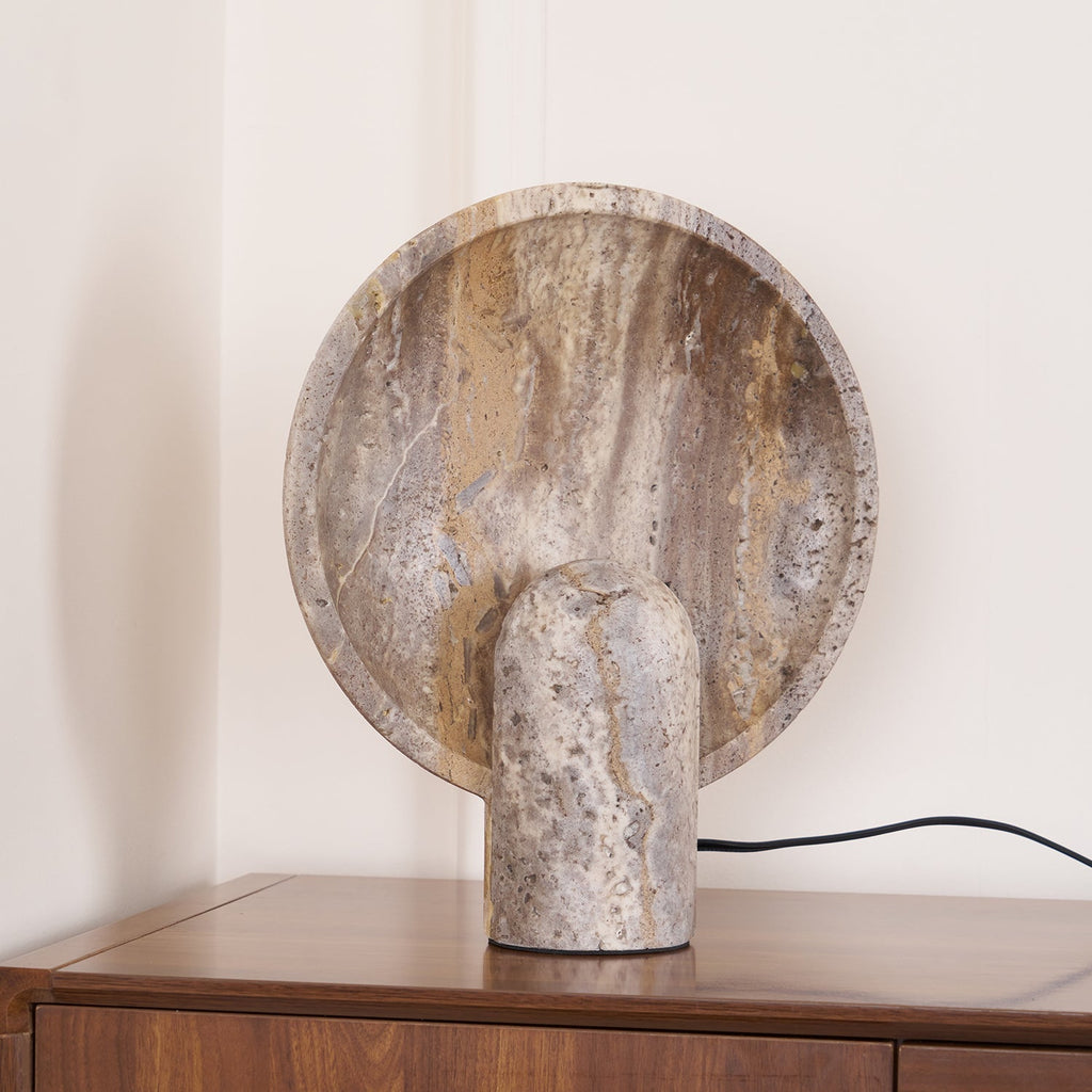 Stolní lampa z přírodního žlutého travertinu