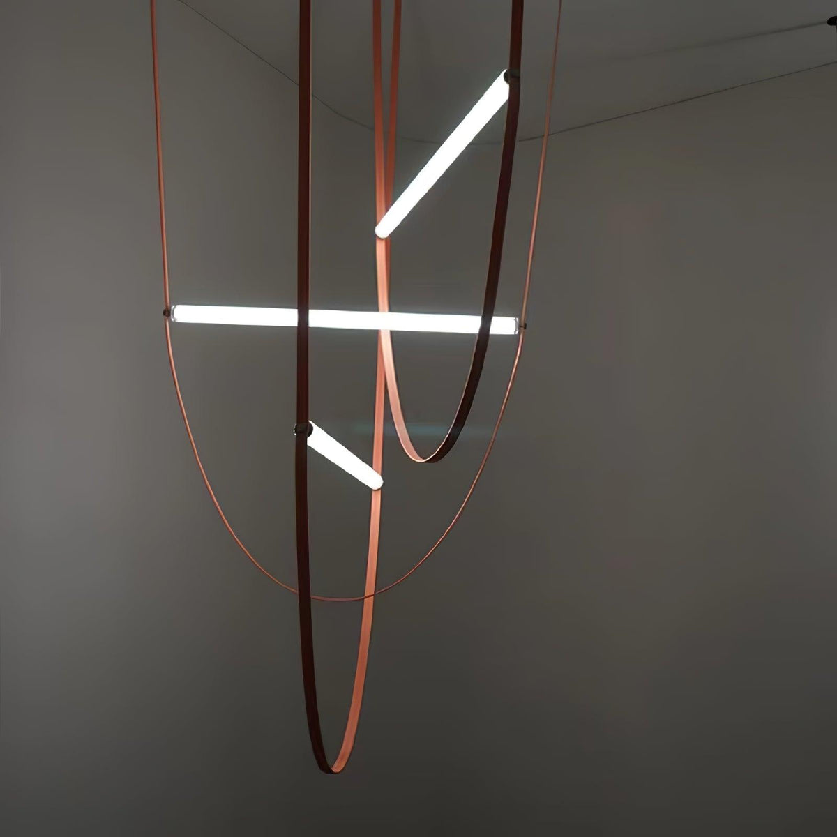 Tracer Belt Pendant Lamp — LED Silicone Diffuser, Premium Leather Belt Suspension