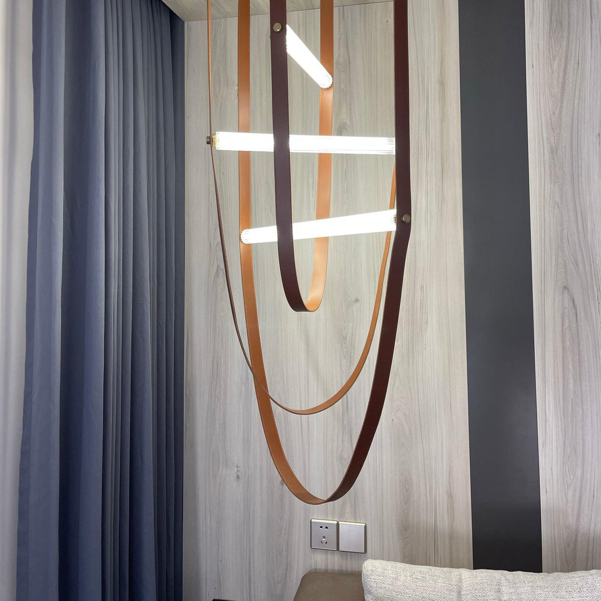 Tracer Belt Pendant Lamp — LED Silicone Diffuser, Premium Leather Belt Suspension