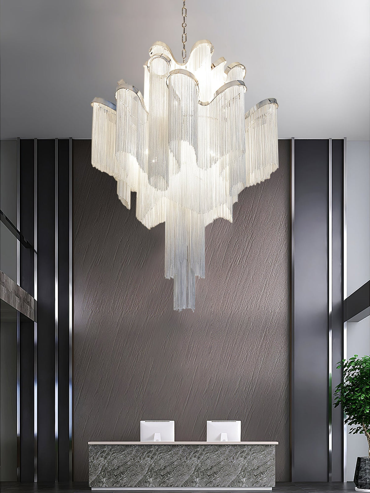 Lampada a sospensione Lustra in nichel — Design con catena a cascata