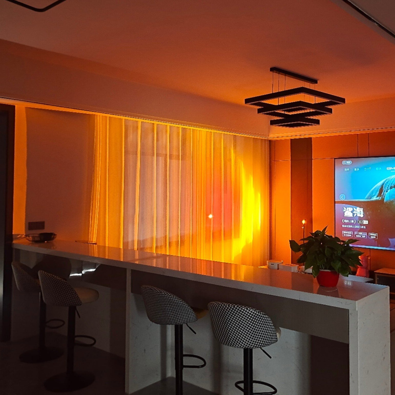 NovaLume Sunset gulvlampe fra NovaLume belysningskollektion