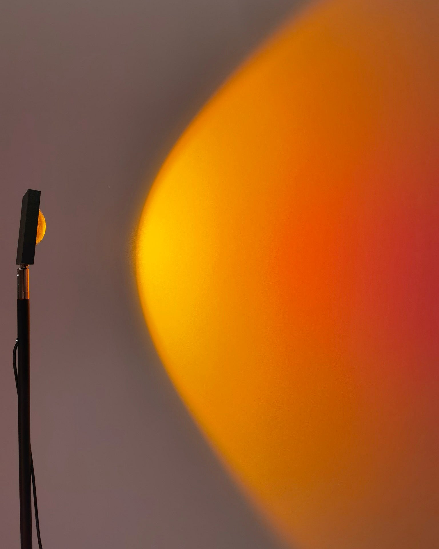 NovaLume Sunset gulvlampe fra NovaLume belysningskollektion