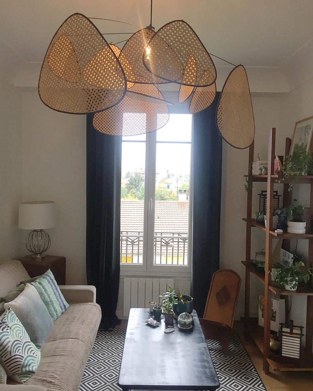 Lampadario Lustra retrò con schermo in canniccio — montaggio a sospensione