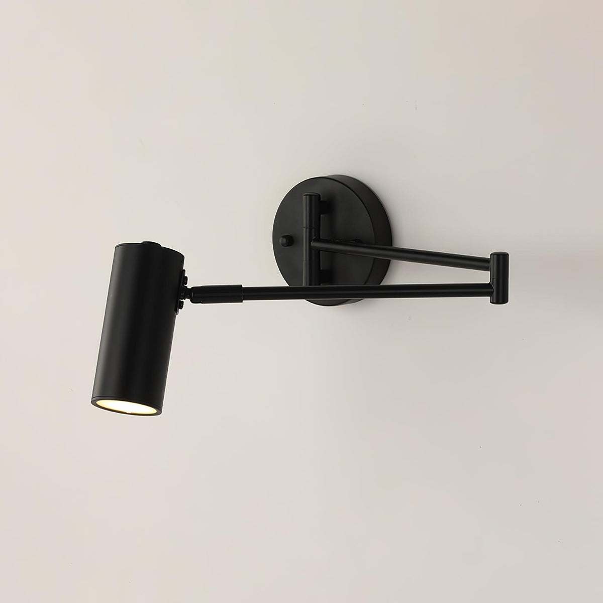 Regulowana lampa ścienna Axel na ramieniu obrotowym — nowoczesny kierunkowy design