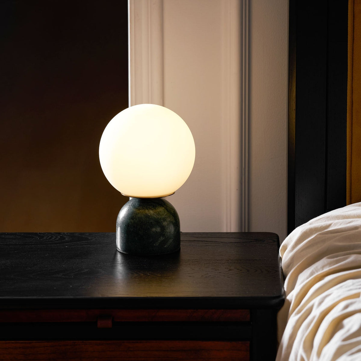 Sylas bordslampa — marmorfot