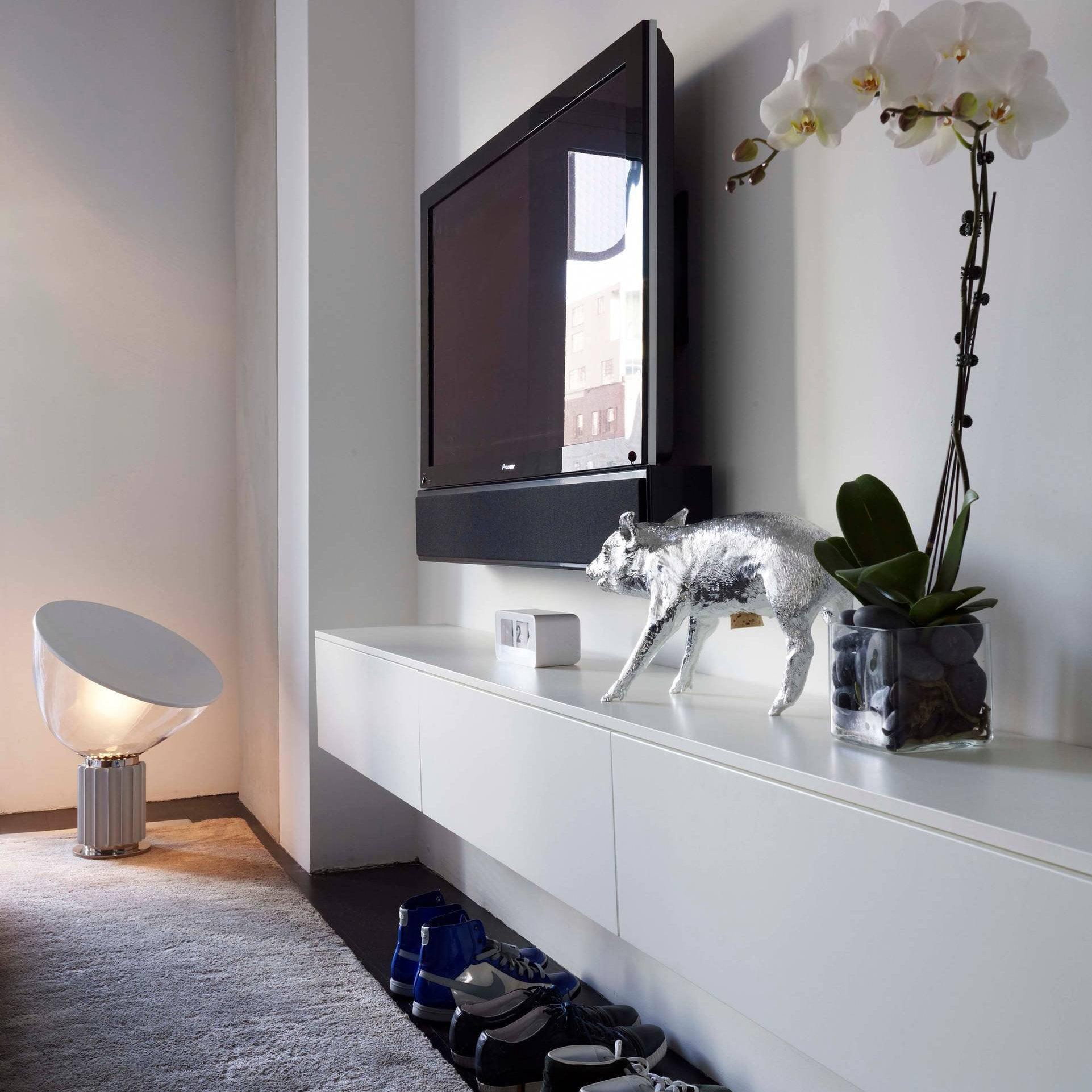 Lampa stołowa Nexus — nowoczesny design z regulacją