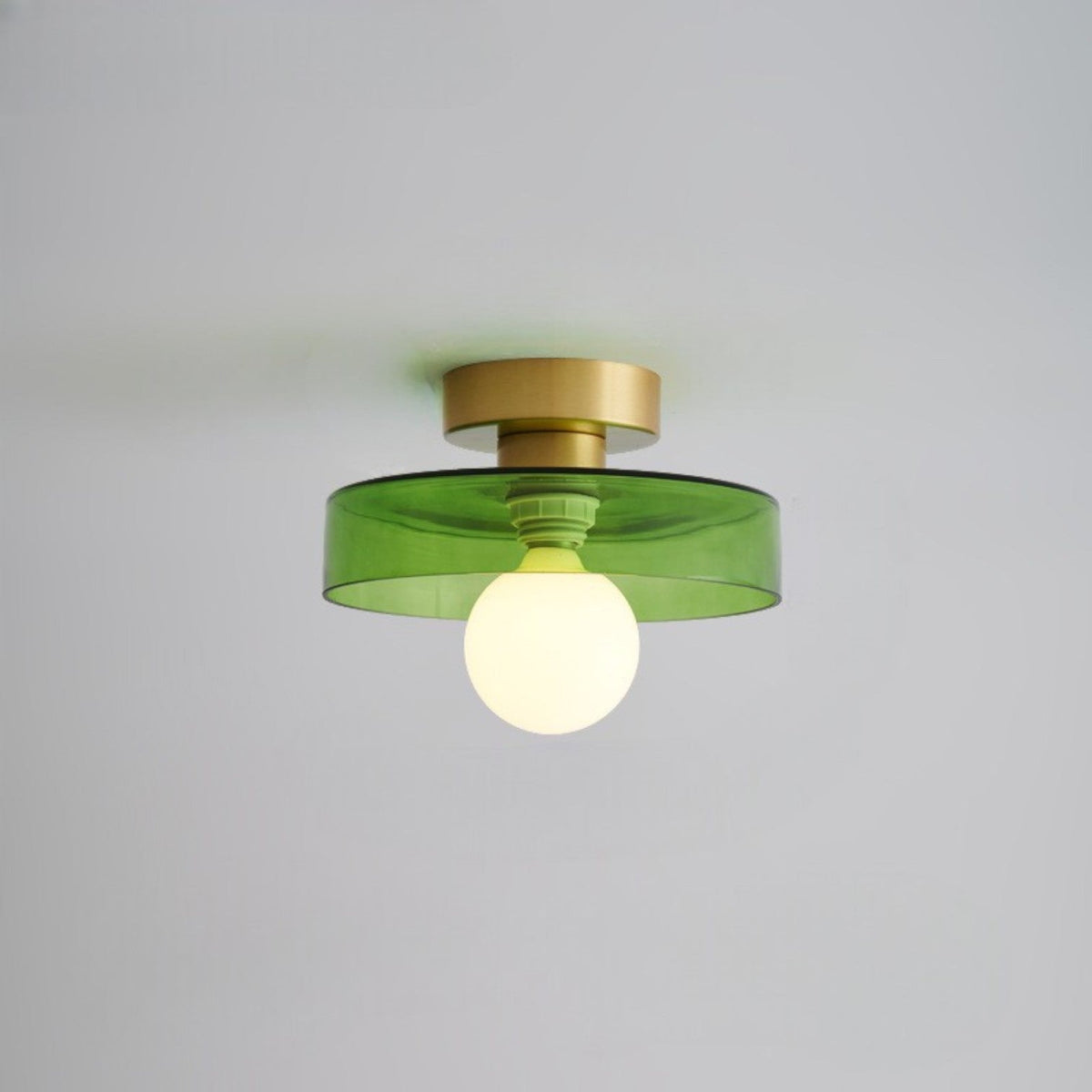 Candeeiro de teto em vidro e latão inspirado na Bauhaus — casquilho G9