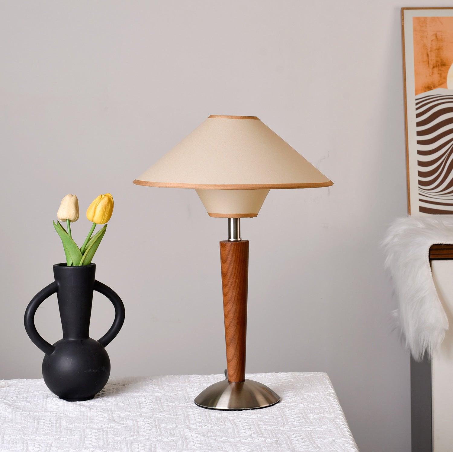Talonwood Table Lamp — ∅11.8″ × H17.3″, Tan And Walnut Variant