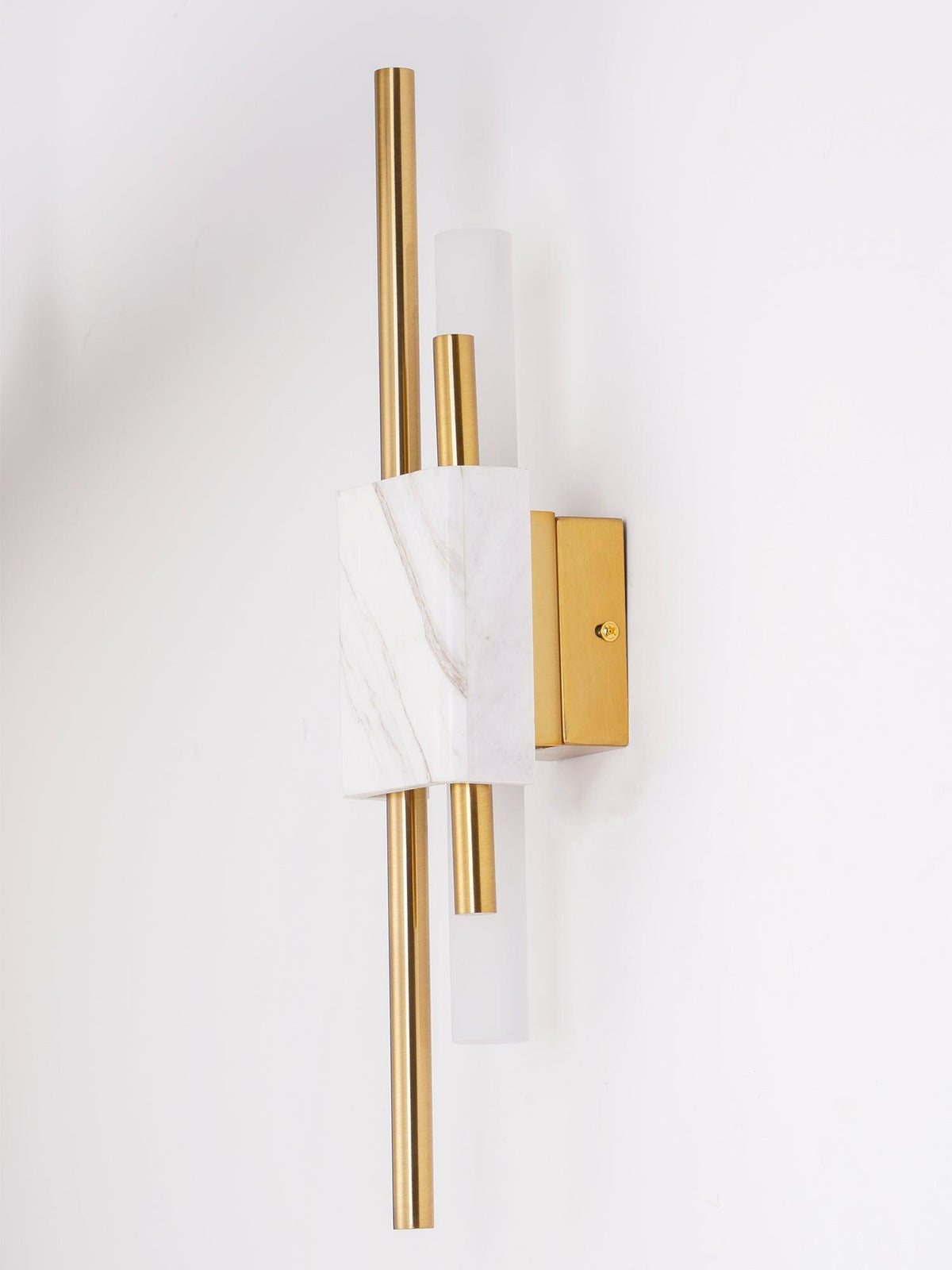 Tanto Wall Light — Asymmetric Slimline Design
