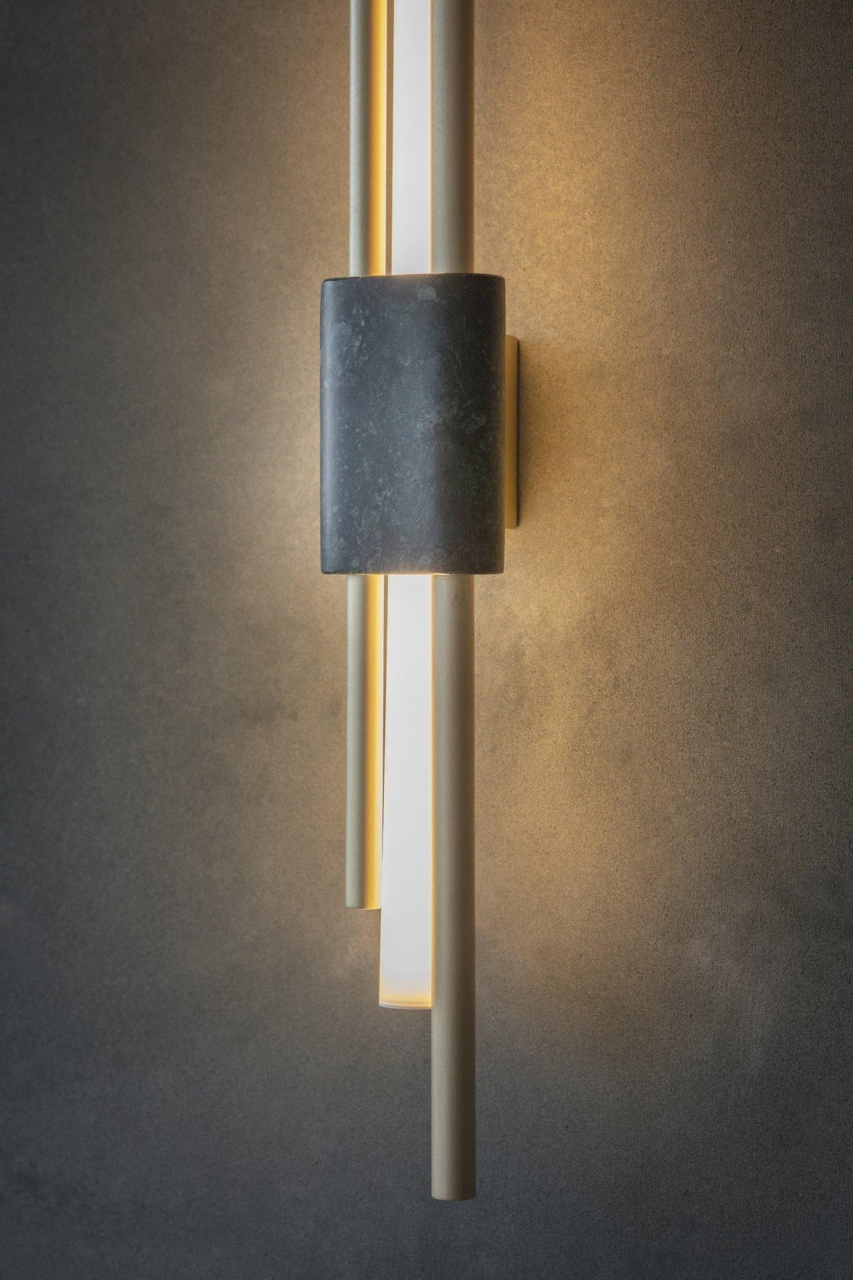 Tanto Wall Light — Asymmetric Slimline Design