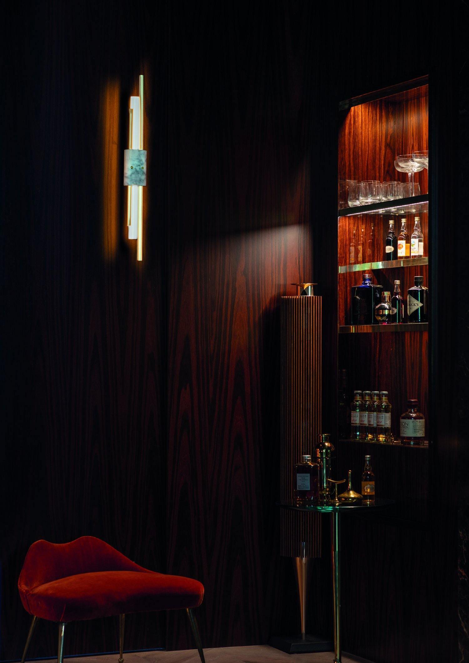 Tanto Wall Light — Asymmetric Slimline Design