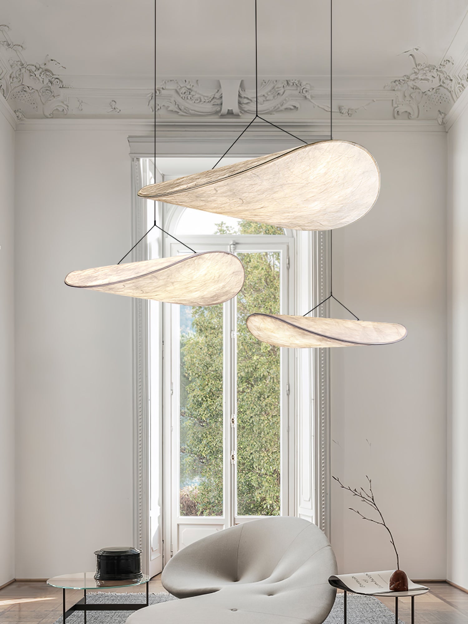 Tense Sculptural Pendant Light — Floating Silhouette & Multi Head Cluster Configuration