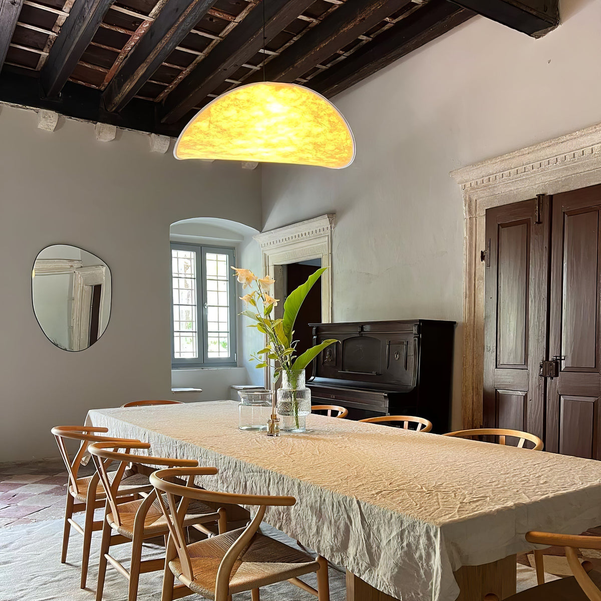 Tense Sculptural Pendant Light — Floating Silhouette & Multi Head Cluster Configuration