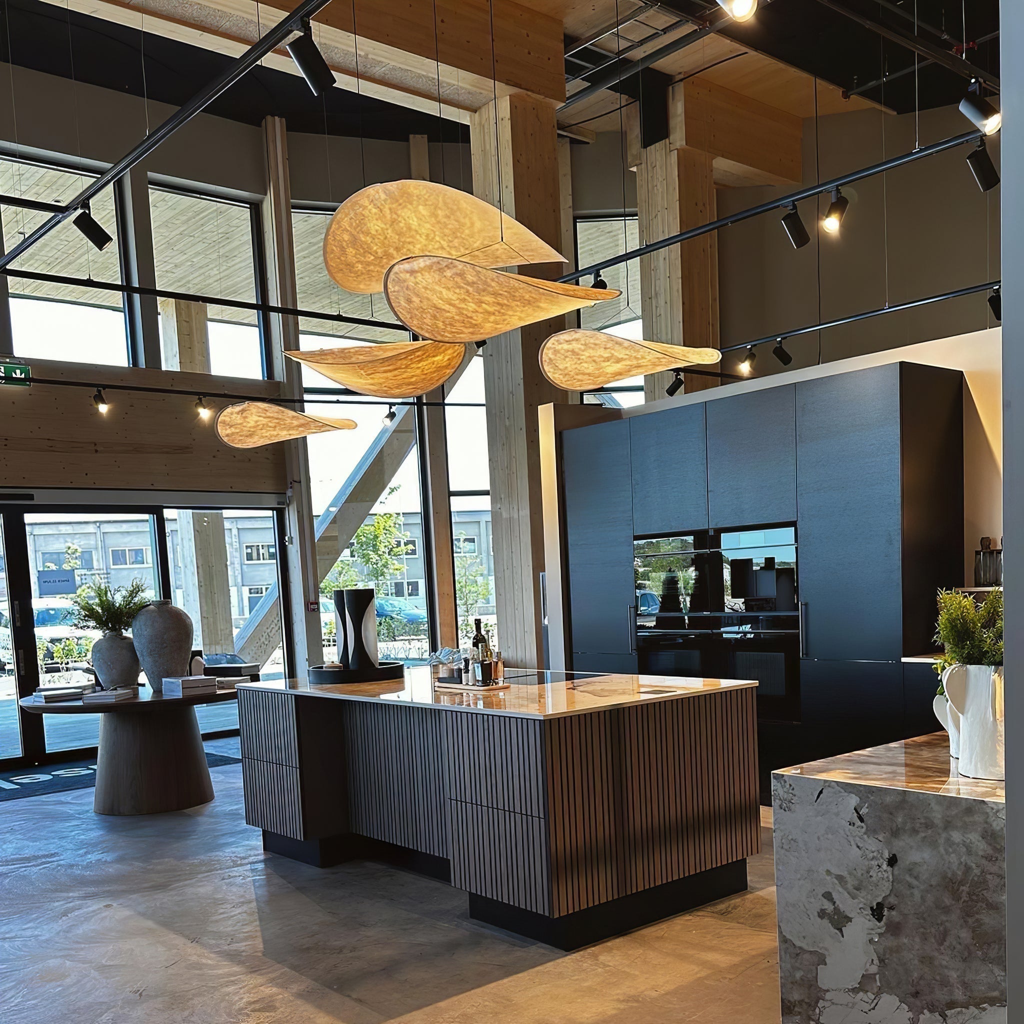 Tense Sculptural Pendant Light — Floating Silhouette & Multi Head Cluster Configuration