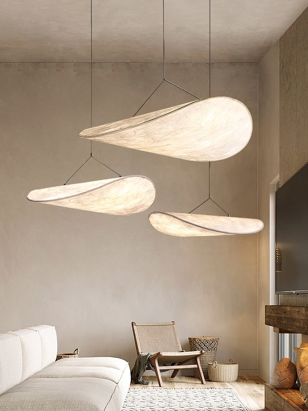 Tense Sculptural Pendant Light — Floating Silhouette & Multi Head Cluster Configuration