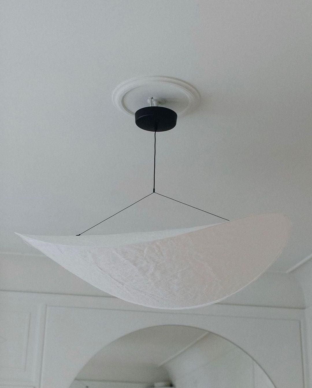 Tense Sculptural Pendant Light — Floating Silhouette & Multi Head Cluster Configuration