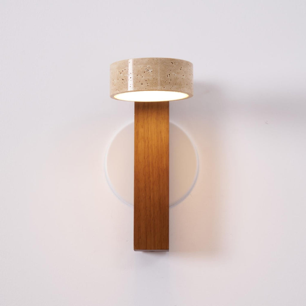 Moderní nástěnné svítidlo Grove Beam — minimalistický design, přímé světlo směřující dolů