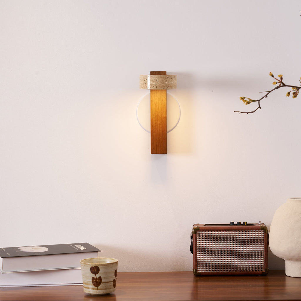 Moderní nástěnné svítidlo Grove Beam — minimalistický design, přímé světlo směřující dolů