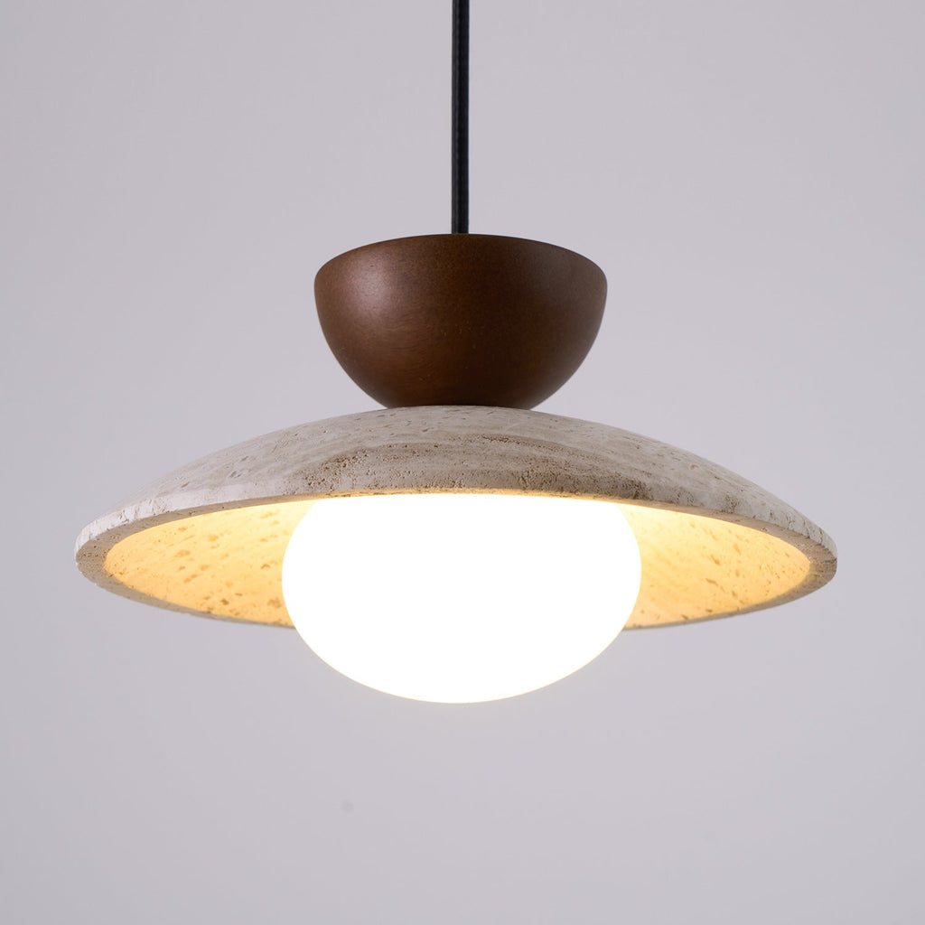 Naturalna lampa wisząca Ritta z trawertynu — nowoczesny design