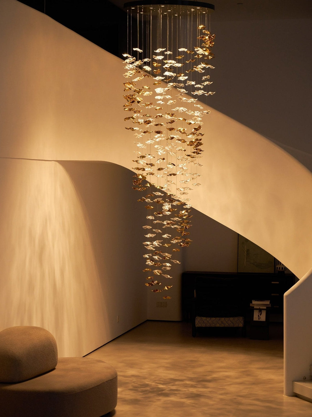 Grande lampadario a foglie di cristallo Nephele — Rosone 210x80cm, onde a cascata