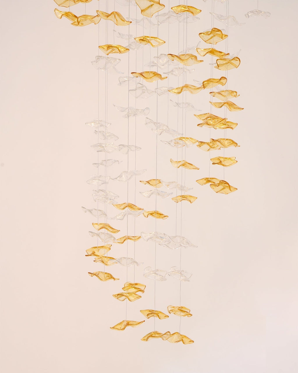 Grande lampadario a foglie di cristallo Nephele — Rosone 210x80cm, onde a cascata