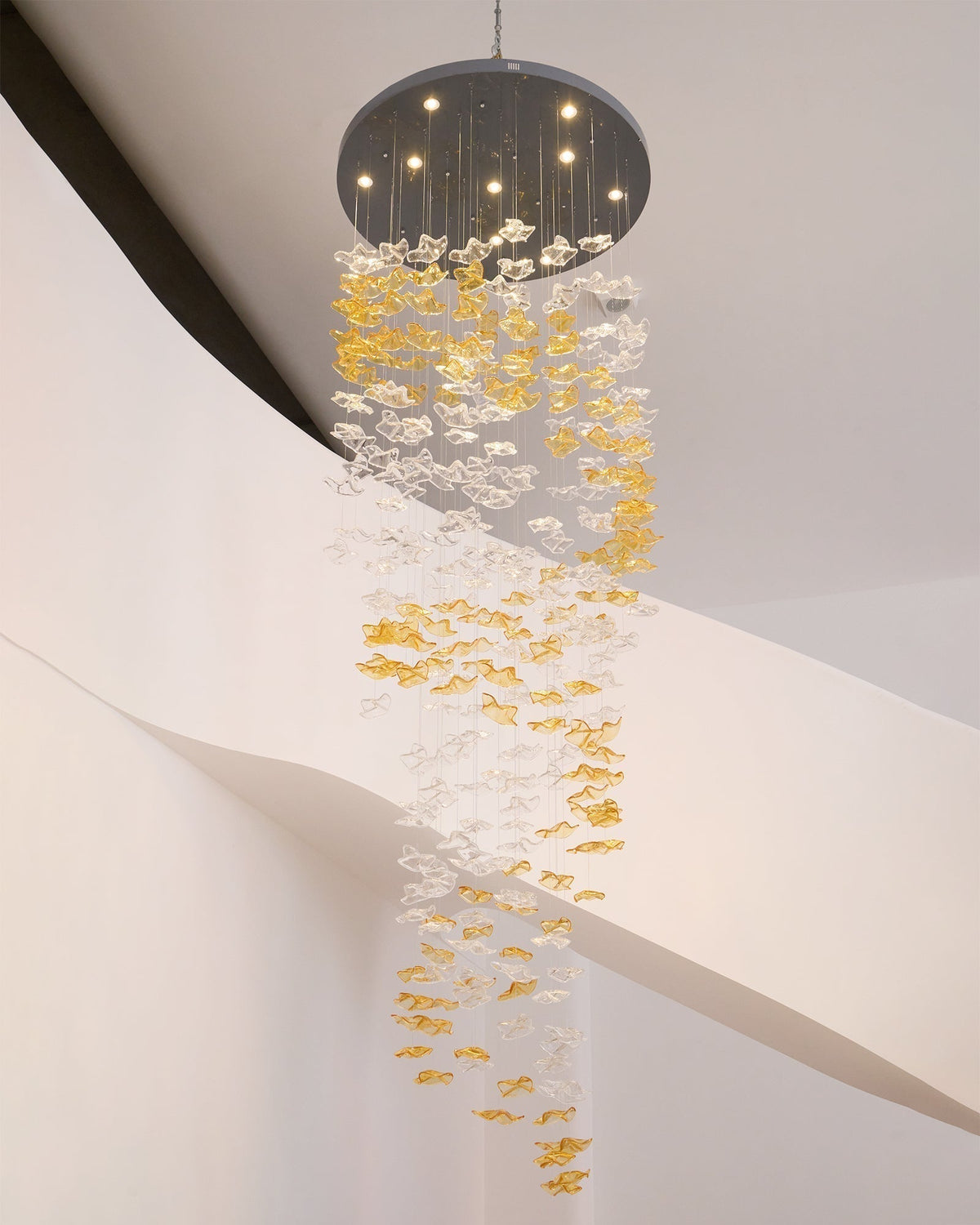 Grande lampadario a foglie di cristallo Nephele — Rosone 210x80cm, onde a cascata