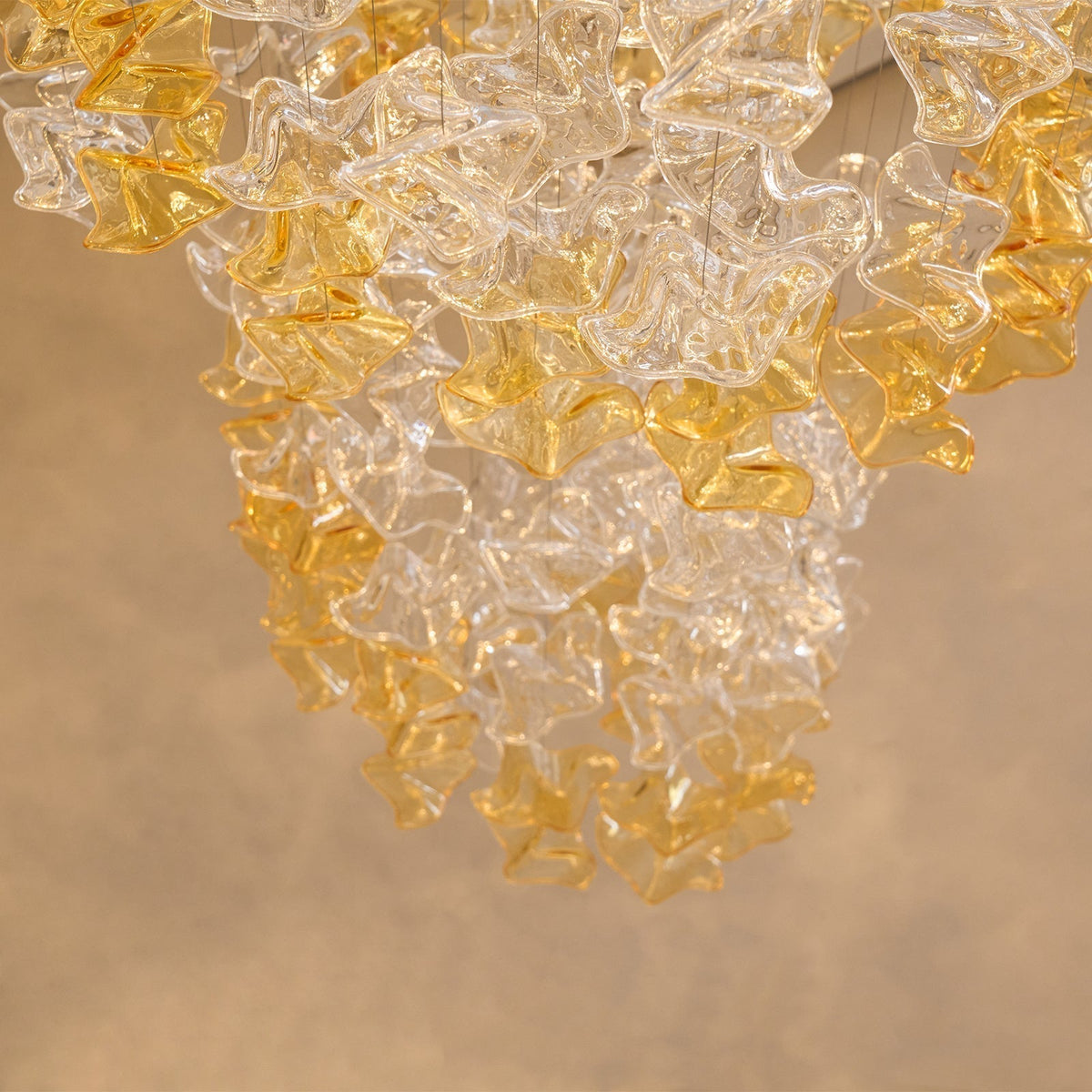 Grande lampadario a foglie di cristallo Nephele — Rosone 210x80cm, onde a cascata