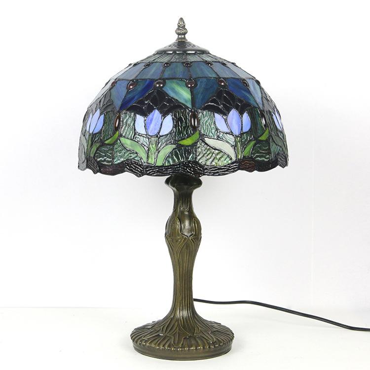 Marcelli Avello European Stained Glass Table Lamp Decor