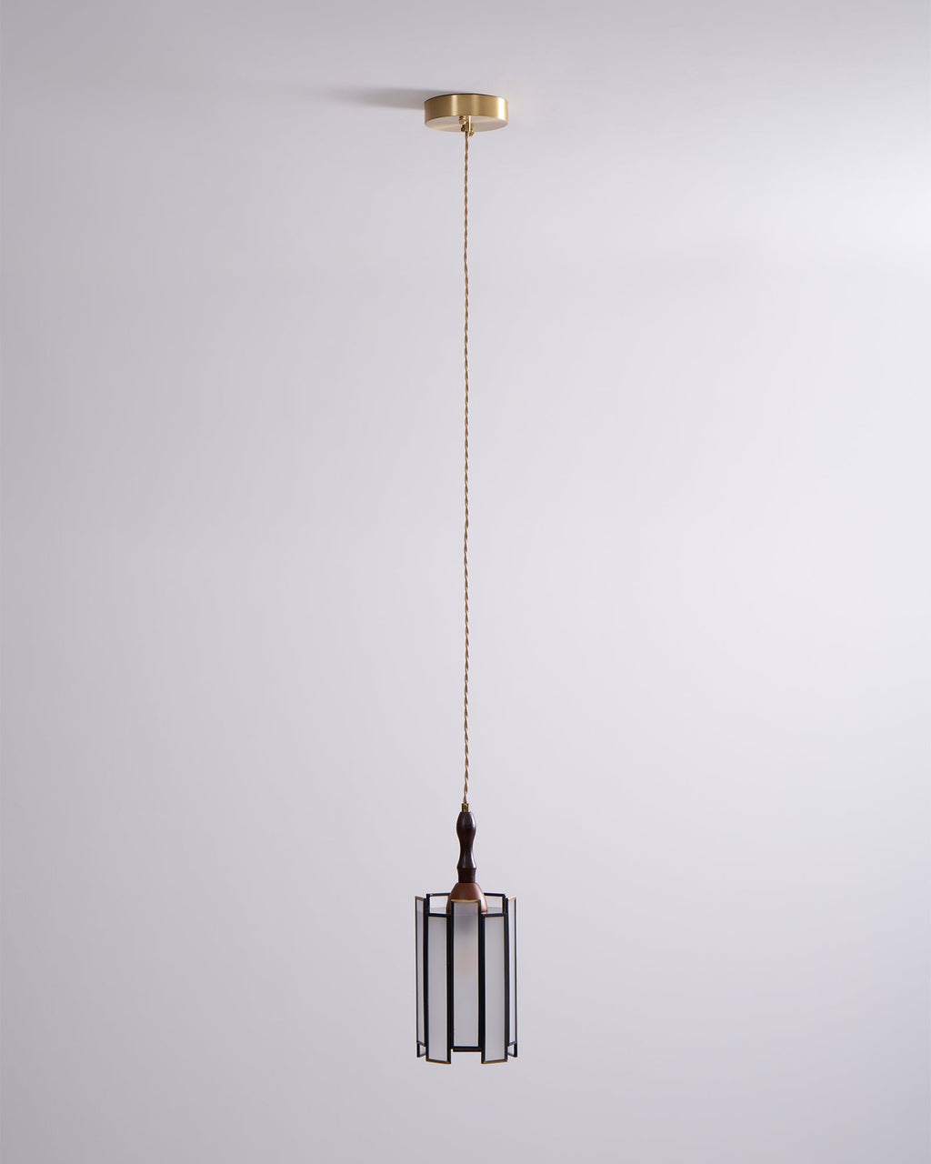 Tiffany Stained Glass Pendant Lamp — Vibrant Decorative Ceiling Light