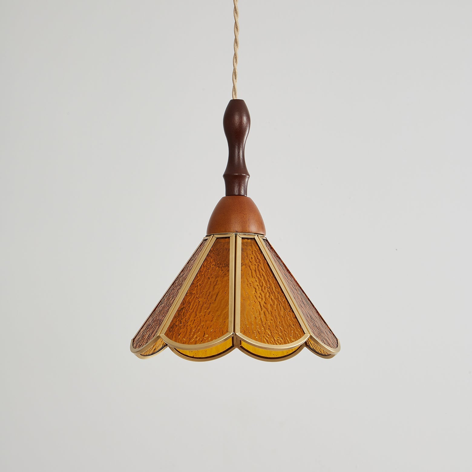 Tiffany Stained Glass Pendant Lamp — Vibrant Decorative Ceiling Light