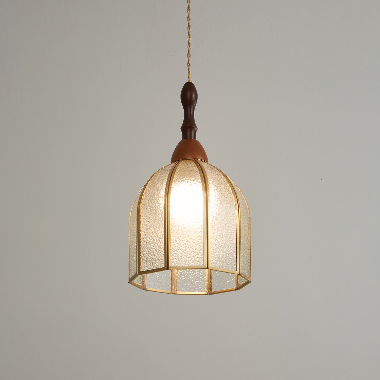 Tiffany Stained Glass Pendant Lamp — Vibrant Decorative Ceiling Light