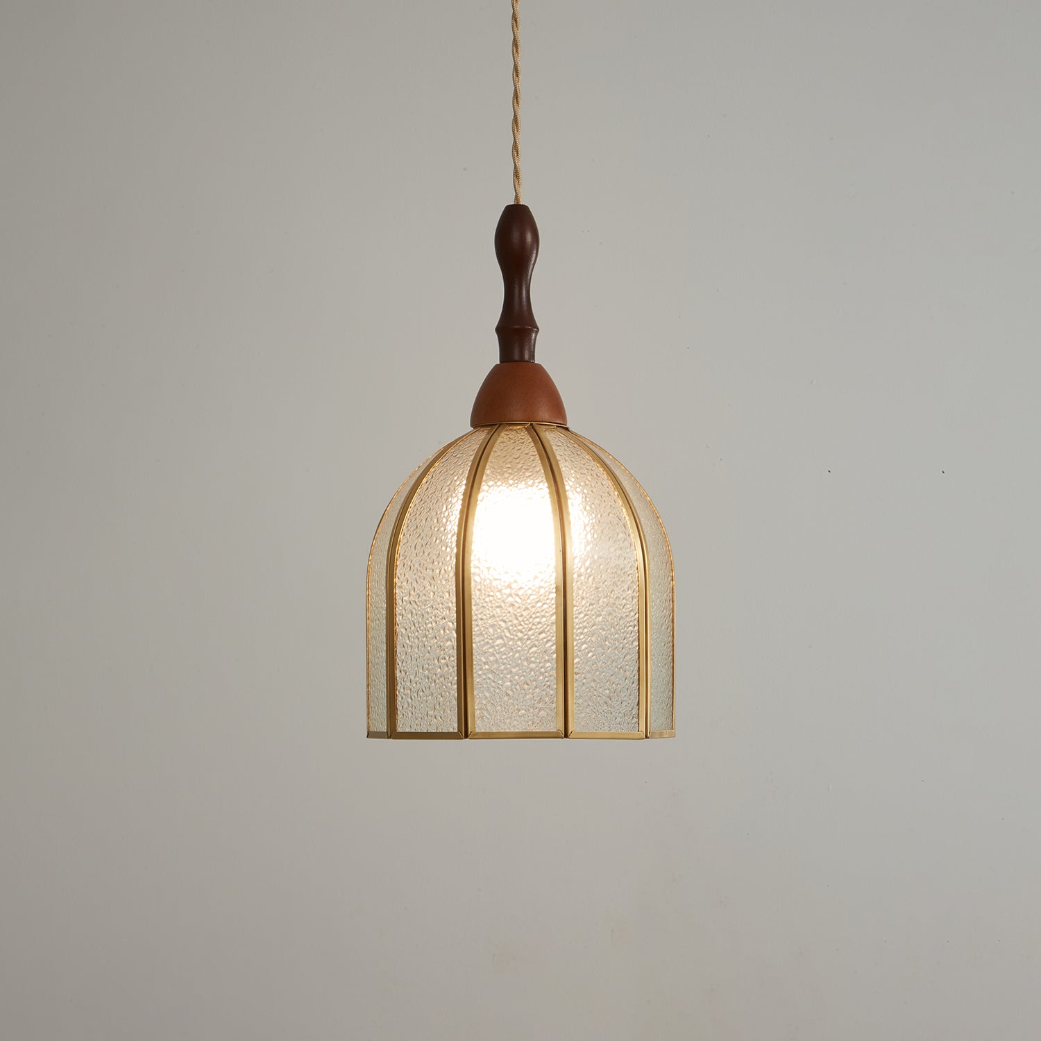 Tiffany Stained Glass Pendant Lamp — Vibrant Decorative Ceiling Light
