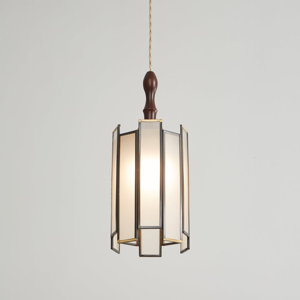 Tiffany Stained Glass Pendant Lamp — Vibrant Decorative Ceiling Light