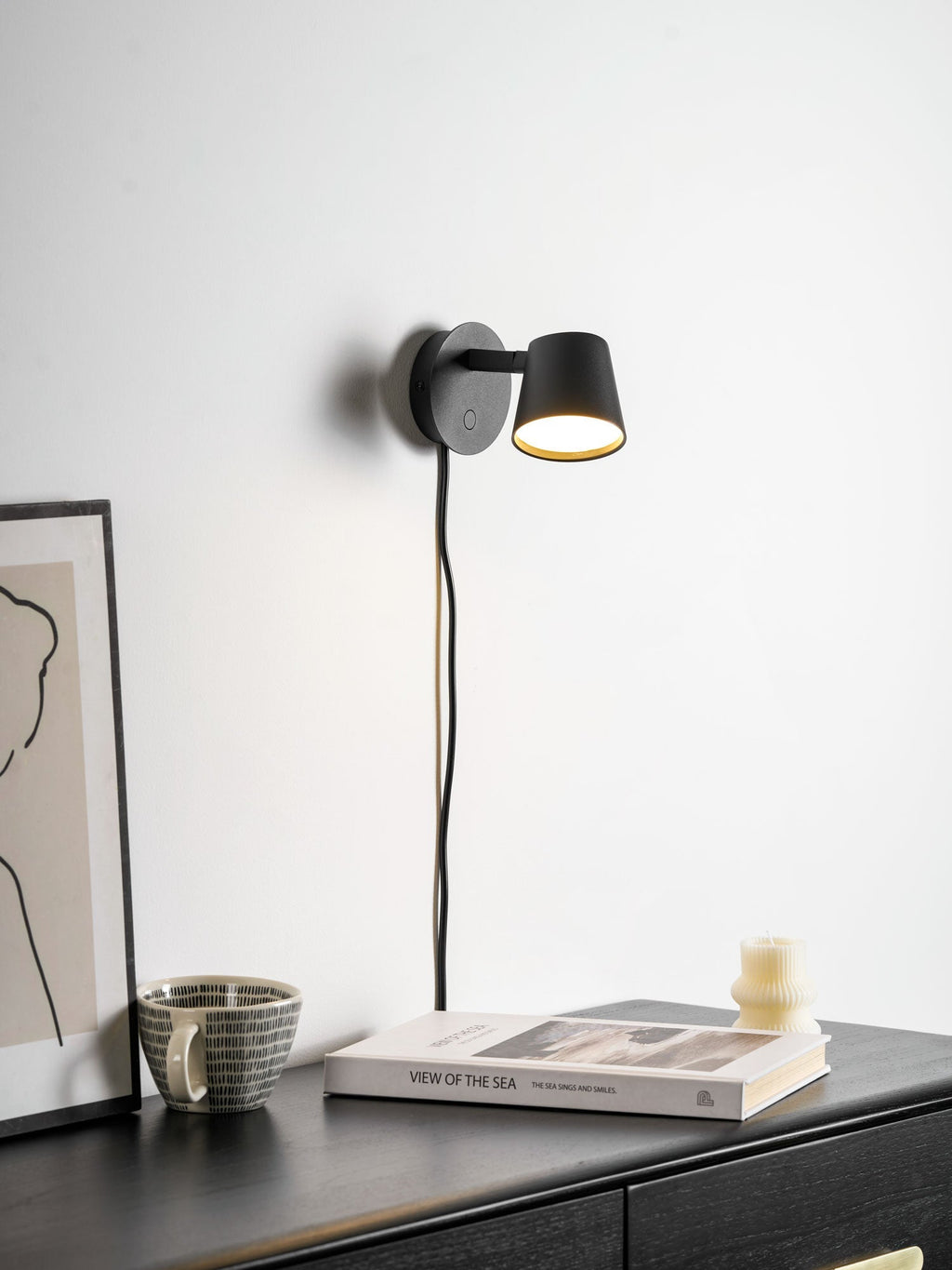 Lampada da parete Tip Plug-In — Testa e braccio regolabili, interruttore sul cavo