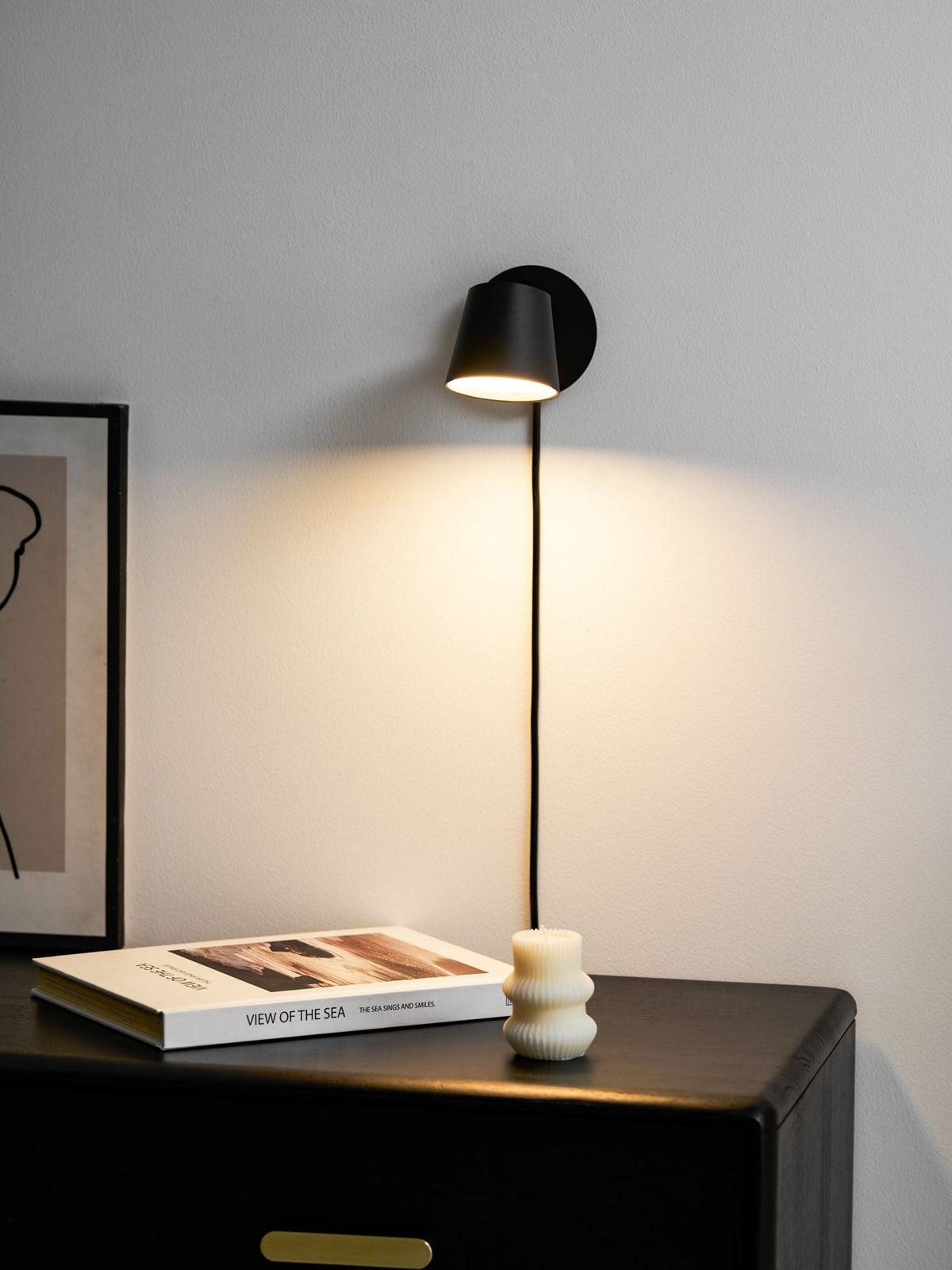 Lampada da parete Tip Plug-In — Testa e braccio regolabili, interruttore sul cavo