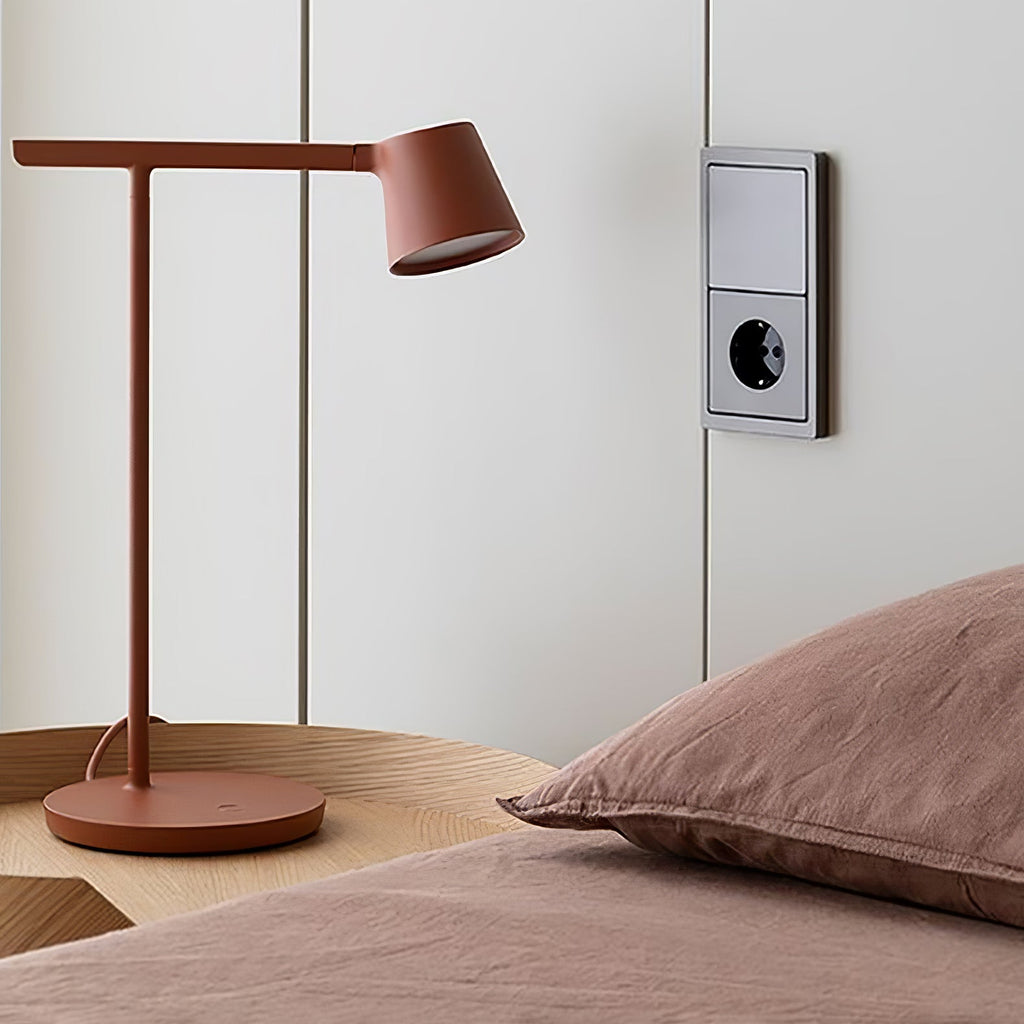 Kärnbordslampa — kompakt modern profil