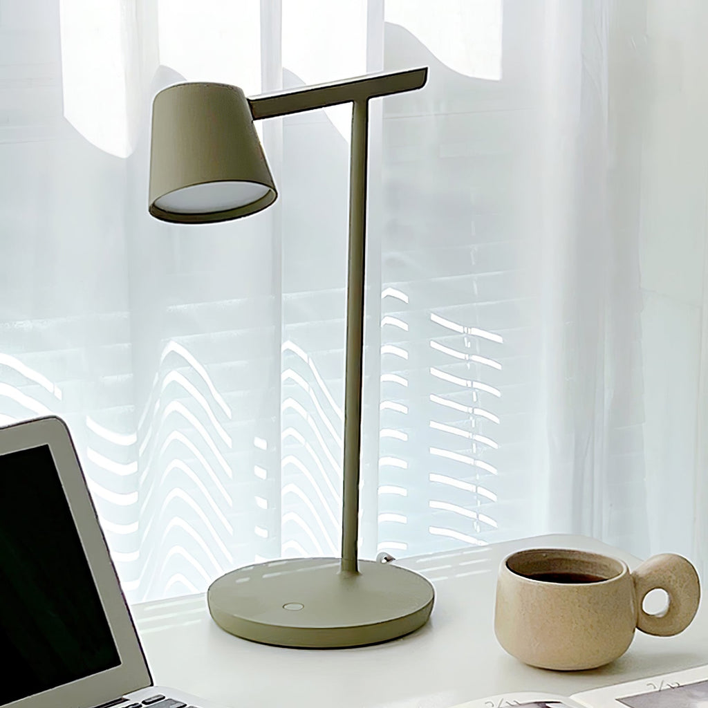 Kärnbordslampa — kompakt modern profil