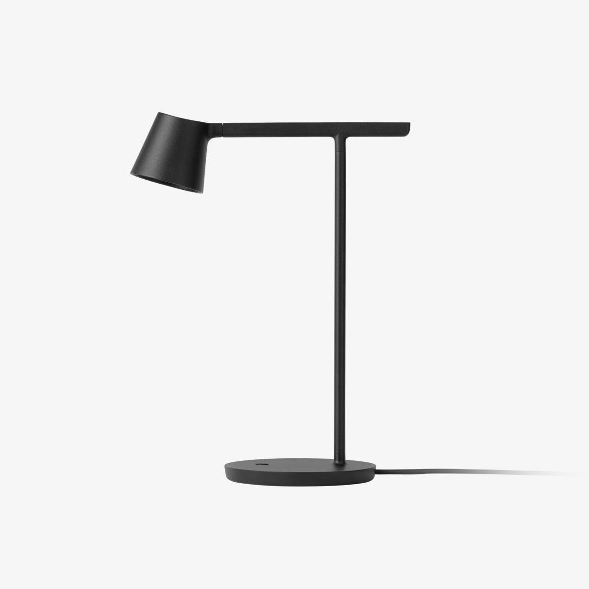 Kärnbordslampa — kompakt modern profil