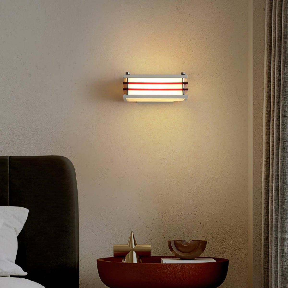 Lyra Sleek Minimalist Wall Light