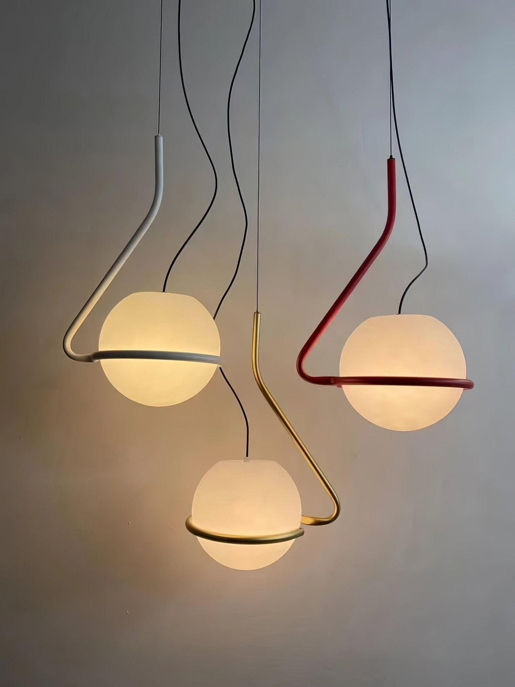 Runde minimalistische Glas-Deckenpendelleuchte — 40W E26-Fassung