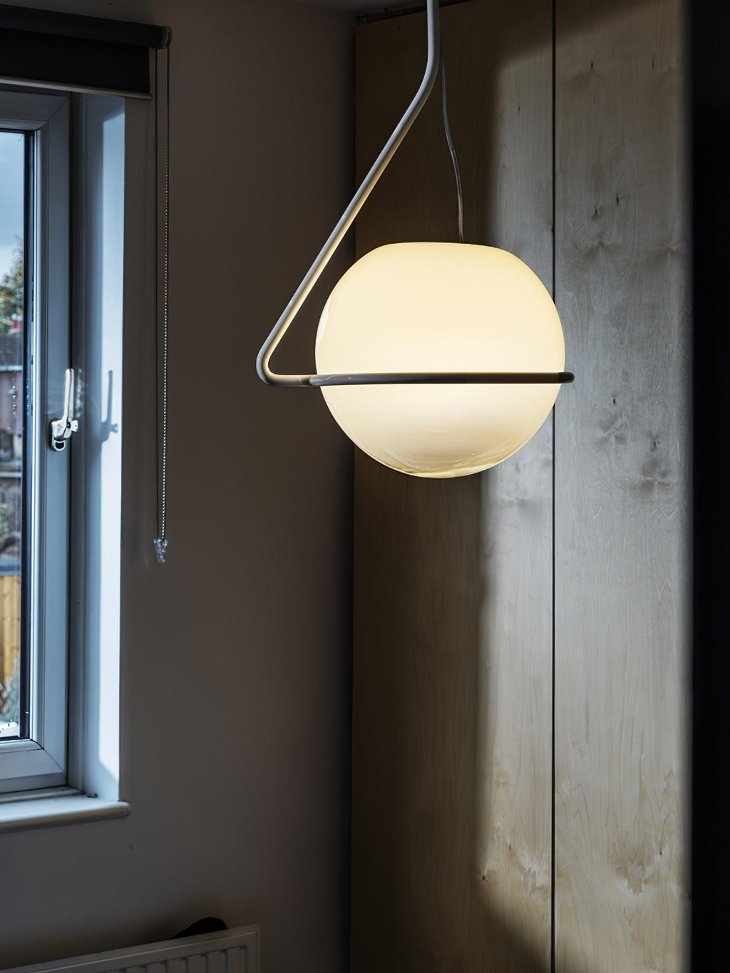 Runde minimalistische Glas-Deckenpendelleuchte — 40W E26-Fassung