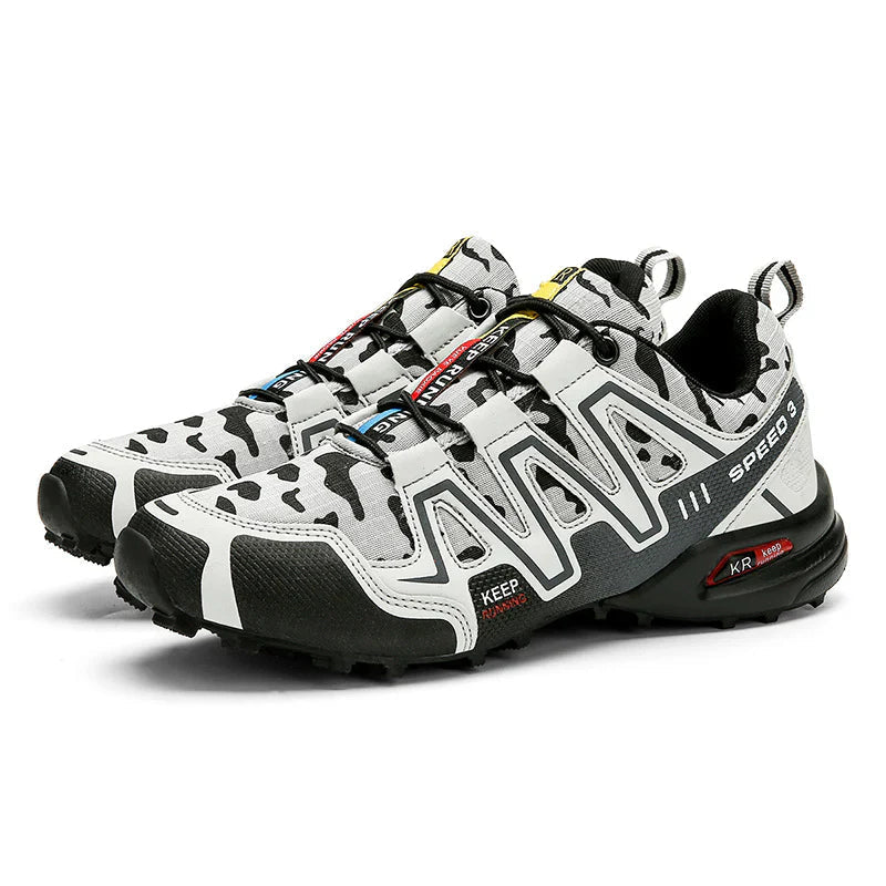 Chaussures de course sur sentier camouflage avec laçage rapide et adhérence légère