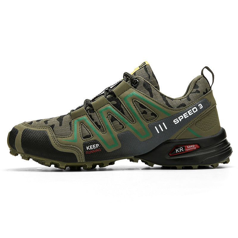 Chaussures de course sur sentier camouflage avec laçage rapide et adhérence légère
