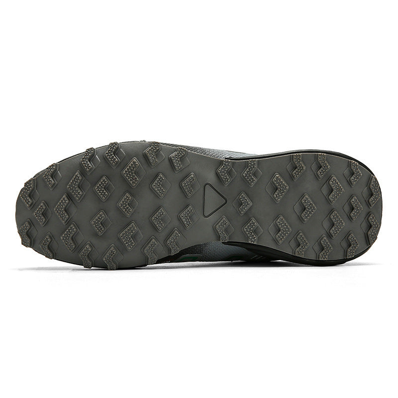 Chaussures de course sur sentier camouflage avec laçage rapide et adhérence légère