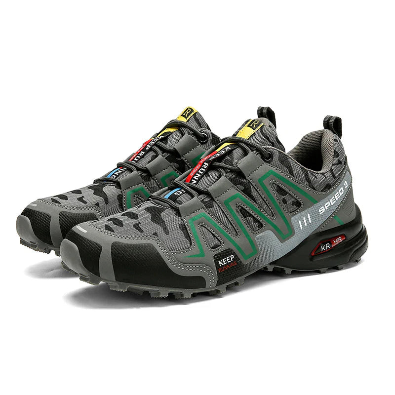 Chaussures de course sur sentier camouflage avec laçage rapide et adhérence légère