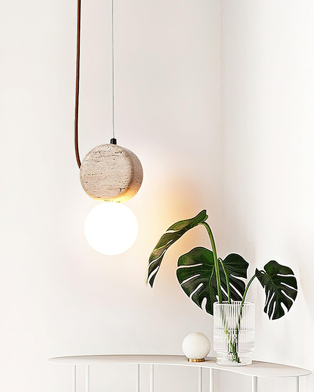Tranquil Glow minimalistische Pendelleuchte aus Travertin – Durchmesser 4.3 Inch, G9-Fassung, dimmbar