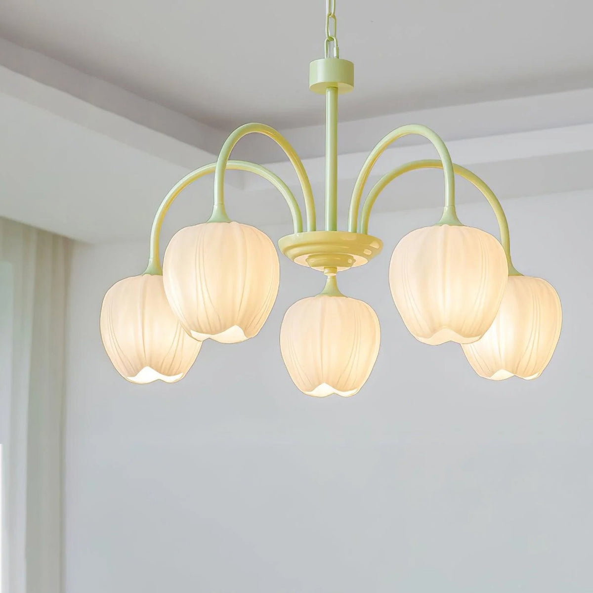 VKL-1002 Tulip Matcha Chandelier