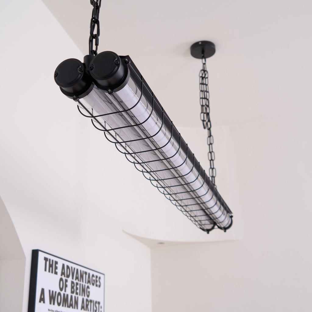 מנורת תלייה קווית תעשייתית Arorisra, 123cm, LED מובנה