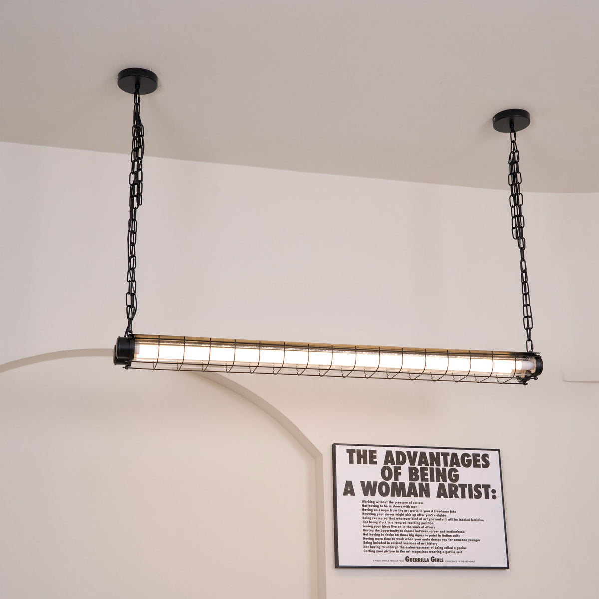 מנורת תלייה קווית תעשייתית Arorisra, 123cm, LED מובנה